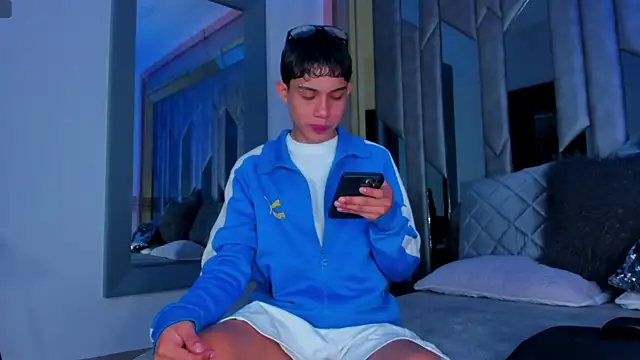 Sebax Young online show from June 7, 8:23 pm