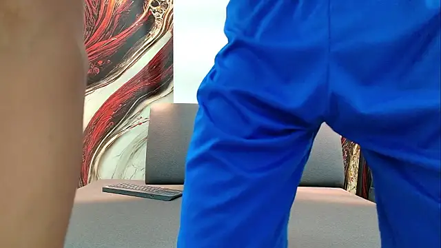 Snapshot of simondwayne chatting on February 20, 9:37 pm simondwayne online show from February 20, 9:37 pm