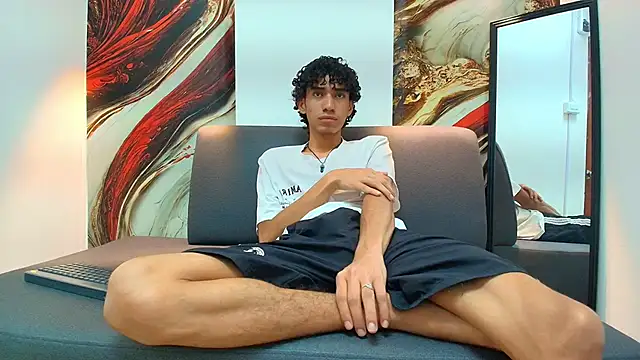 Snapshot of simondwayne chatting on March 19, 7:29 pm simondwayne online show from March 19, 7:29 pm