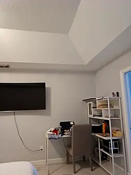 cubanitofeliz40 online show from October 25, 9:09 pm