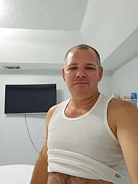 cubanitofeliz40 online show from March 31, 1:11 pm