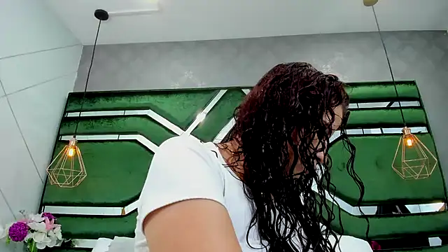 ThaliaCross online show from October 2, 8:16 pm