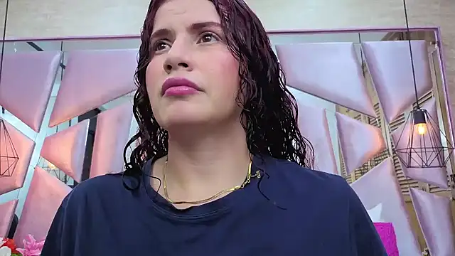 ThaliaCross online show from March 10, 7:52 pm