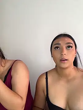 nicolexxaleja online show from July 7, 1:04 pm