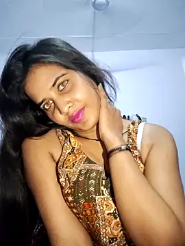 cute radhikaa online show from June 8, 9:31 am