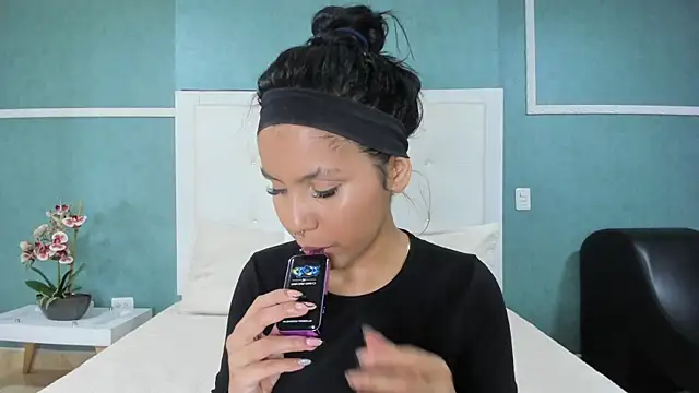 ania gomez online show from September 26, 9:19 pm