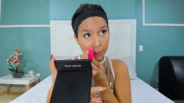 ania gomez online show from October 8, 9:56 pm