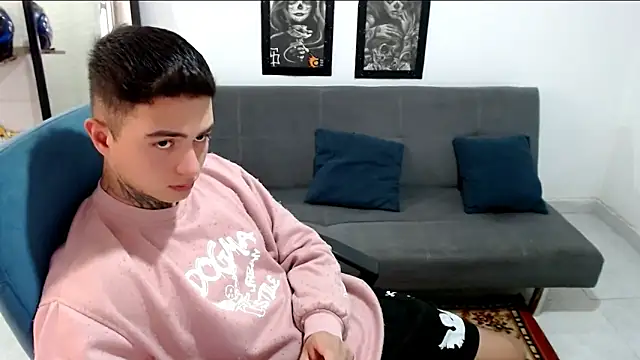 santii ss online show from November 5, 2:39 pm