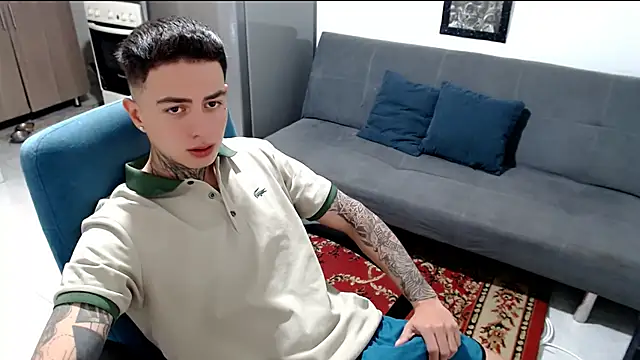 santii ss online show from January 12, 1:38 pm