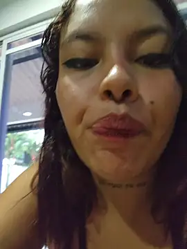 Yessica Lopezz online show from May 26, 12:23 pm