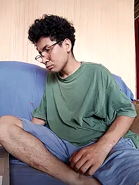 LecheDeSoya666 online show from September 23, 6:55 pm