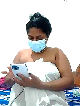 boosypussy online show from June 14, 5:15 pm