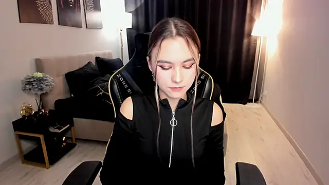 EllaCurtis online show from February 16, 6:04 pm