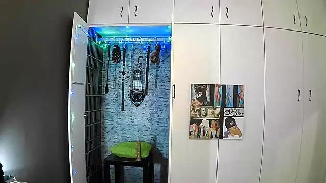 BaDSubMiss online show from October 9, 4:10 am