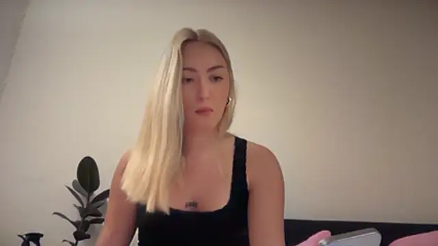 Kitty Swetty online show from January 6, 8:56 pm