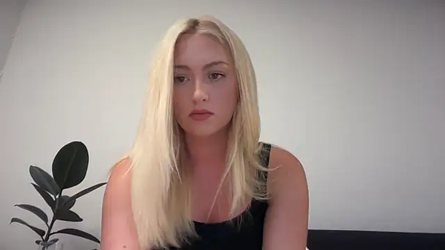 Kitty Swetty online show from July 24, 8:07 pm