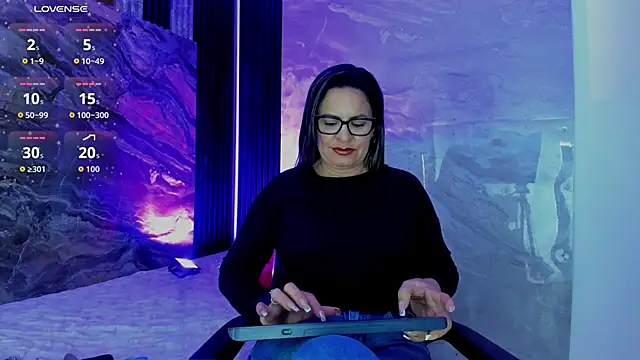 Agatha Pleasure online show from January 8, 11:45 am