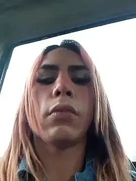 Snapshot of Daliana_Gounbolt chatting on September 19, 11:33 am Daliana Gounbolt online show from September 19, 11:33 am