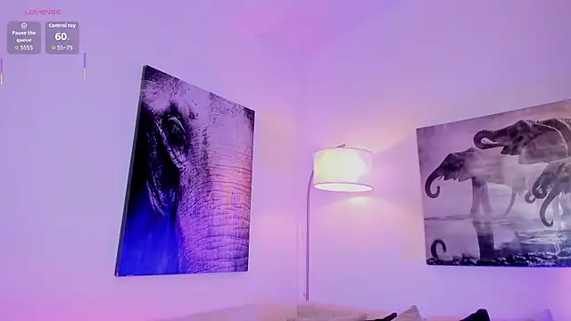 chelssy7 online show from October 7, 3:47 am