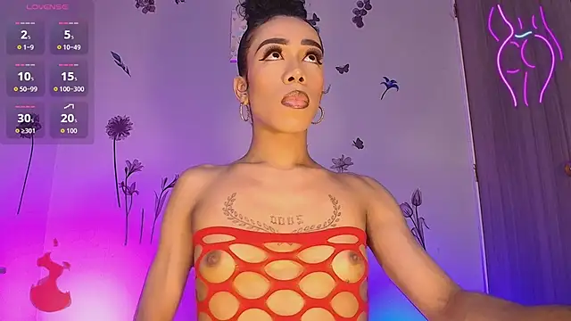 Snapshot of Barbydominant_fetish chatting on September 29, 5:29 pm Barbydominant fetish online show from September 29, 5:29 pm