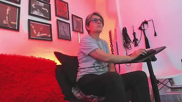 MistressNyx cg online show from January 10, 3:58 pm