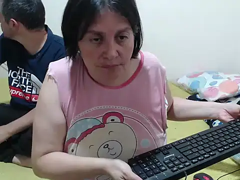 jade noah  online show from January 10, 2:19 pm