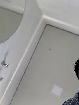 jhony051090 online show from February 14, 2:36 pm