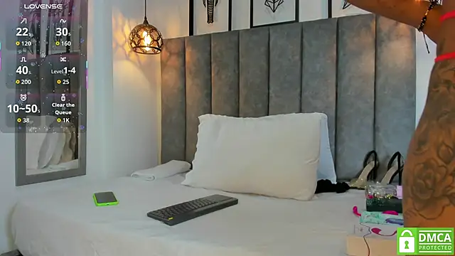 Snapshot of Gia_Scott chatting on September 23, 11:24 am Gia Scott online show from September 23, 11:24 am