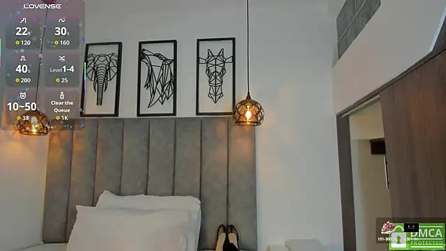 Snapshot of Gia_Scott chatting on October 9, 9:57 pm Gia Scott online show from October 9, 9:57 pm