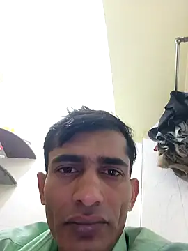 Snapshot of Naveen9100Unity chatting on March 27, 5:24 am Naveen9100Unity online show from March 27, 5:24 am