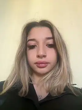 Snapshot of OdetteMason chatting on September 22, 6:48 am OdetteMason online show from September 22, 6:48 am