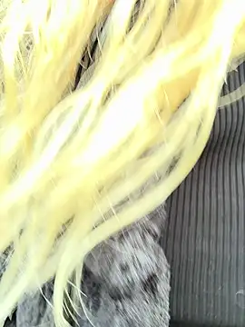 Bikergirl 97 online show from October 18, 1:23 pm