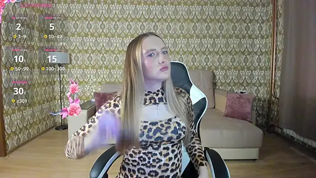 Vi Luxy online show from May 13, 1:25 am
