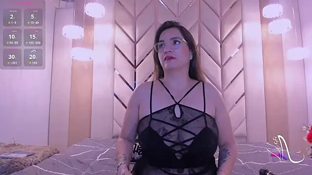 Liss Bela online show from November 2, 12:02 am