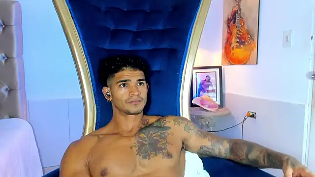 antonio  444 online show from April 30, 8:57 pm