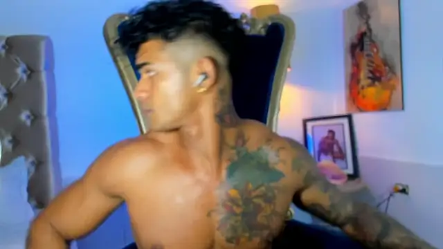 antonio  444 online show from May 16, 7:23 pm