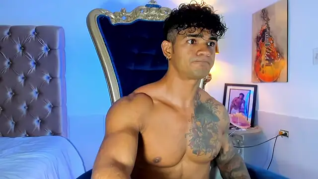 antonio  444 online show from May 20, 6:25 pm