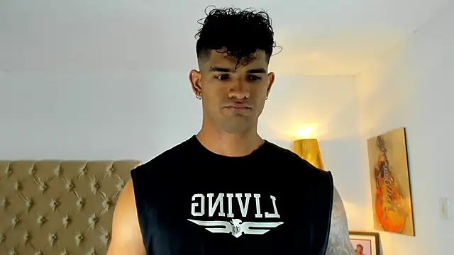 antonio  444 online show from July 6, 1:13 am