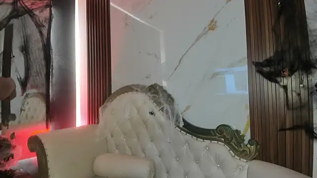 CoralieBronson online show from October 24, 4:20 am