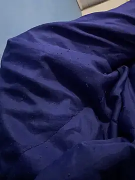 Snapshot of Piter14cm chatting on November 16, 11:10 pm Piter14cm online show from November 16, 11:10 pm