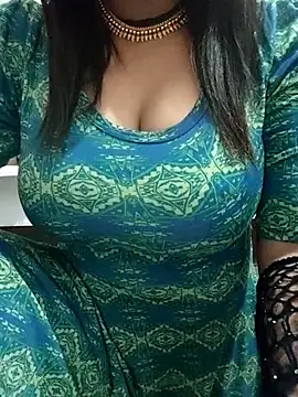 hot grieal1 online show from October 31, 7:04 pm