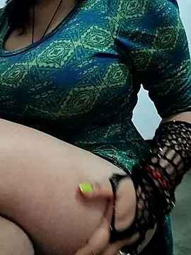 Snapshot of hot_grieal1 chatting on December 20, 11:34 pm hot grieal1 online show from December 20, 11:34 pm