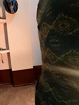 Snapshot of hot_grieal1 chatting on January 17, 12:48 am hot grieal1 online show from January 17, 12:48 am