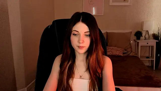 Snapshot of Kimmie_shine chatting on June 27, 12:10 pm Kimmie shine online show from June 27, 12:10 pm