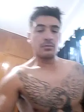 bigandstrong2217 online show from December 13, 8:47 pm