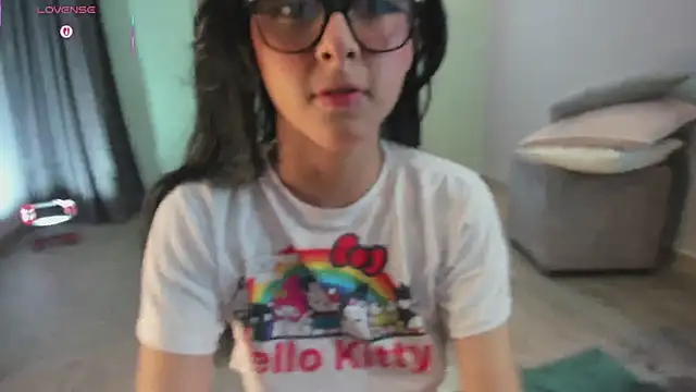 Snapshot of Blue_Sixx chatting on December 3, 10:19 pm Blue Sixx online show from December 3, 10:19 pm