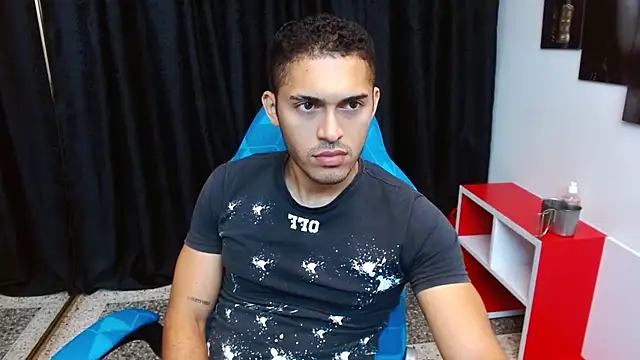 Derek Storm  online show from December 22, 12:35 pm