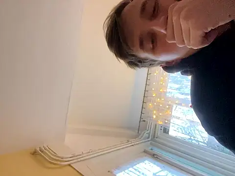 Snapshot of danny6699 chatting on December 3, 2:59 pm danny6699 online show from December 3, 2:59 pm