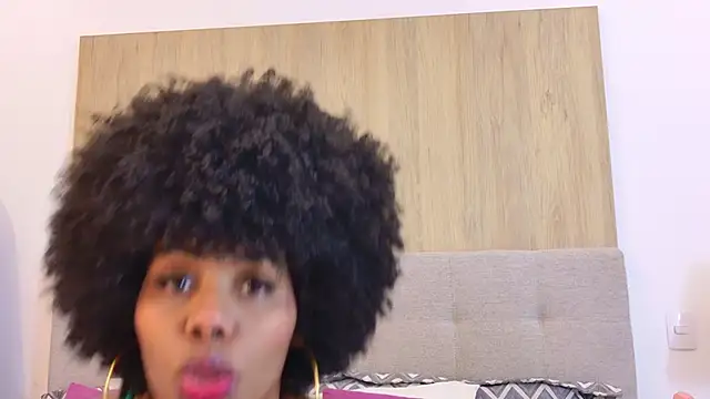 Snapshot of BeckySalas chatting on April 30, 7:20 pm BeckySalas online show from April 30, 7:20 pm