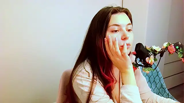 Snapshot of peachyness chatting on December 16, 2:22 pm peachyness online show from December 16, 2:22 pm